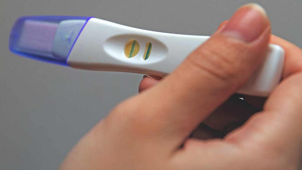 6 domowych sposobów na sprawdzenie czy jesteś w ciąży!