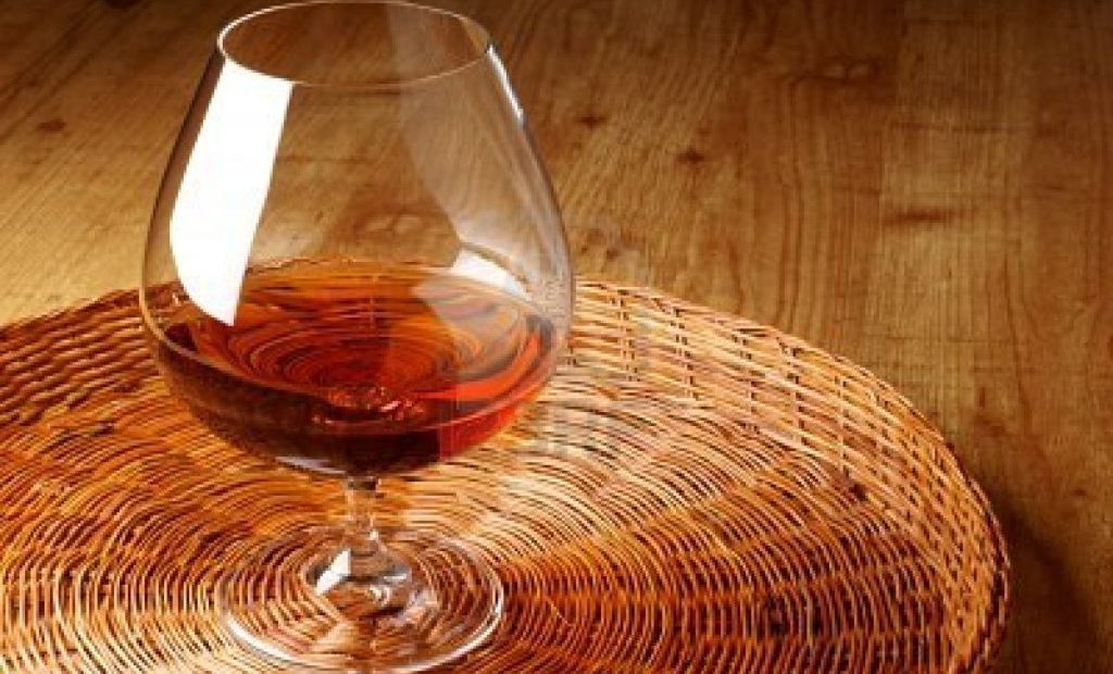 Alkohol – jakie tajemnice skrywa ten magiczny napój?