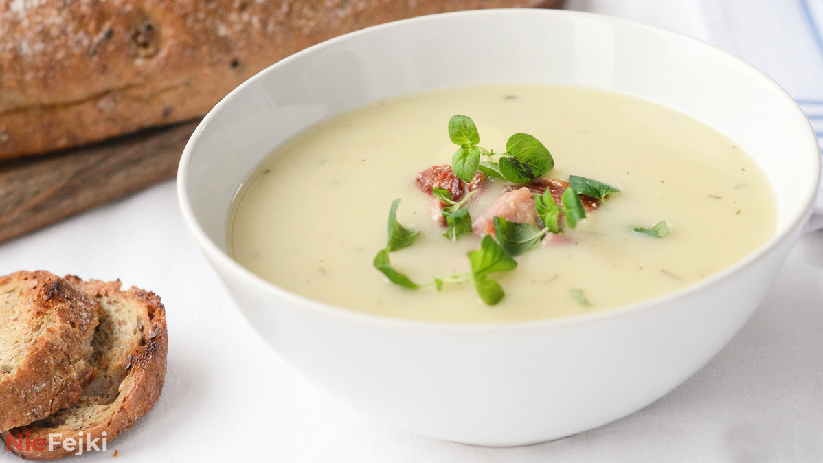 Kartoflanka – jak przyrządzić zupę z ziemnkaka?